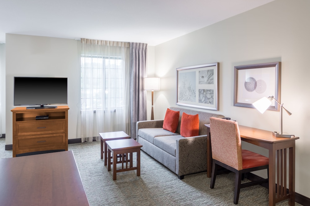 Staybridge Suites Kansas City-Independence 44/63