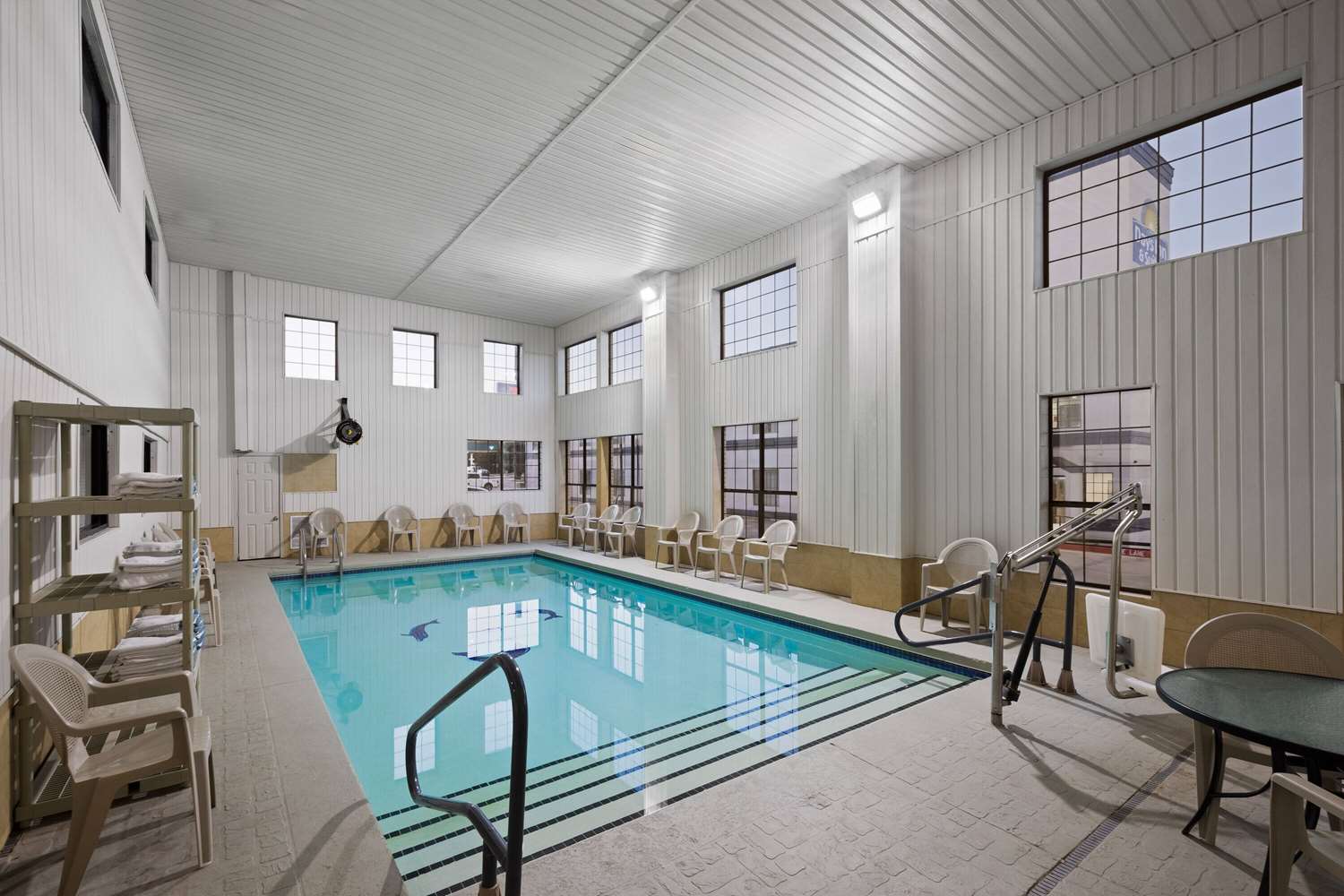 Days Inn By Wyndham Oklahoma City 15/24
