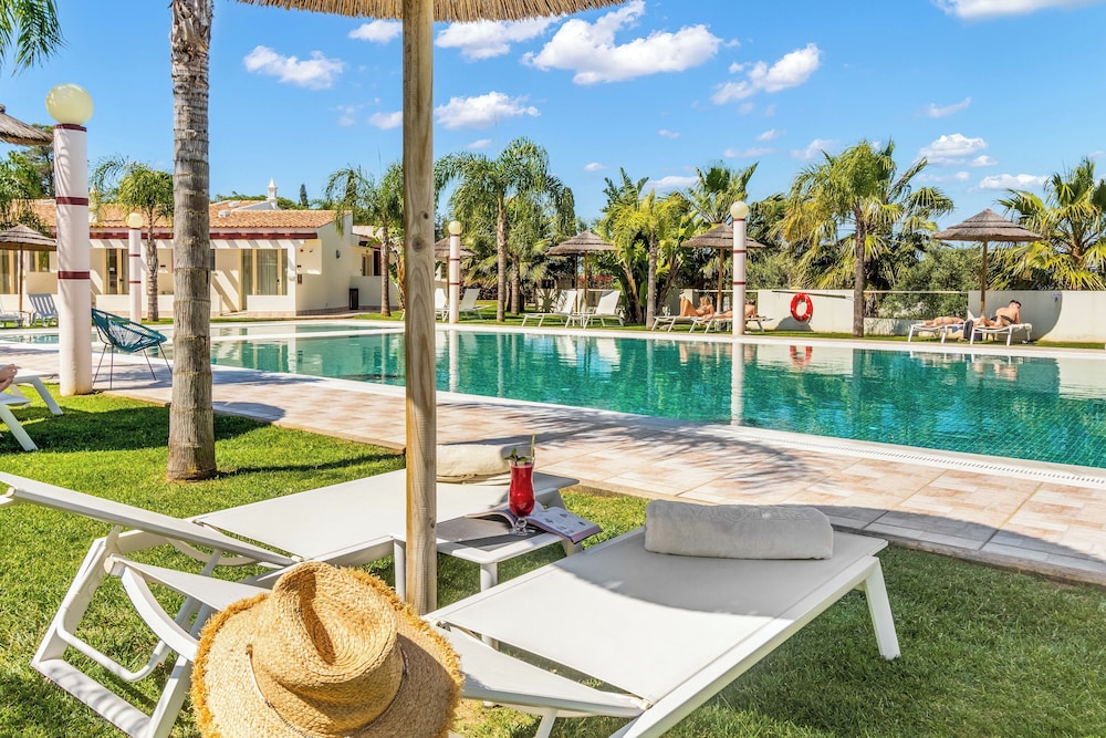 Hotel Rural Bricia Du Mar 43/50