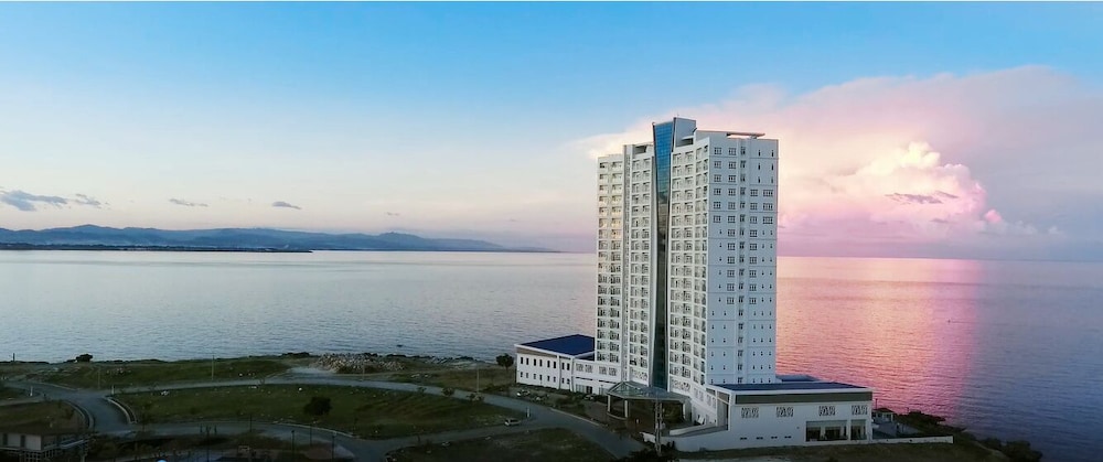 Arterra Hotel and Resort 41/50