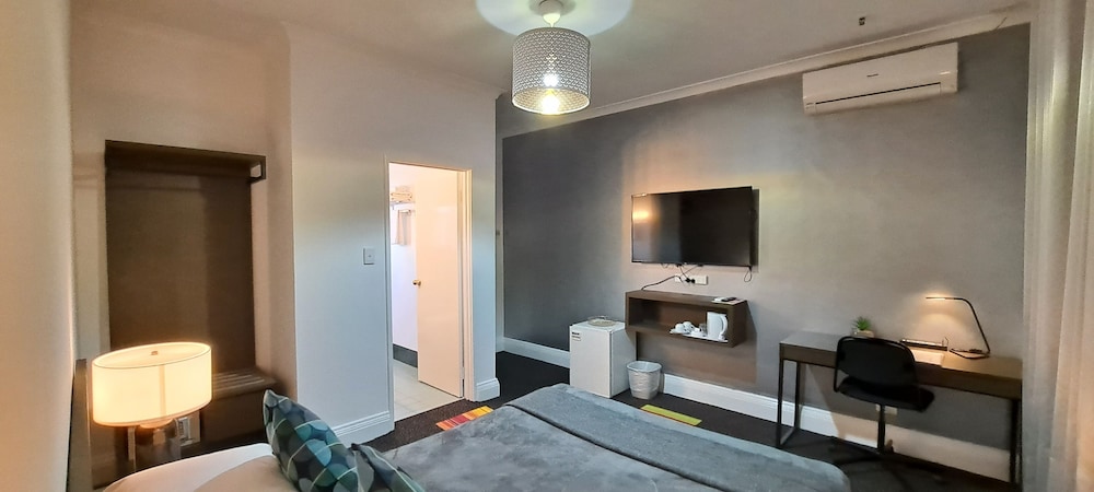 Criterion Hotel 35/57