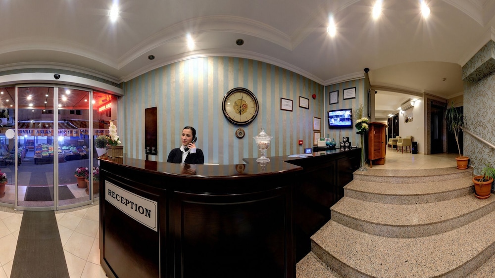 Marine House Boutique Hotel 2/51