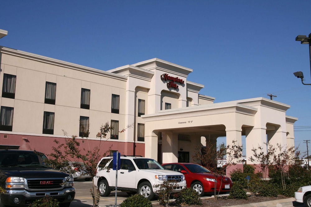 Hampton Inn Greenwood, MS 1/18