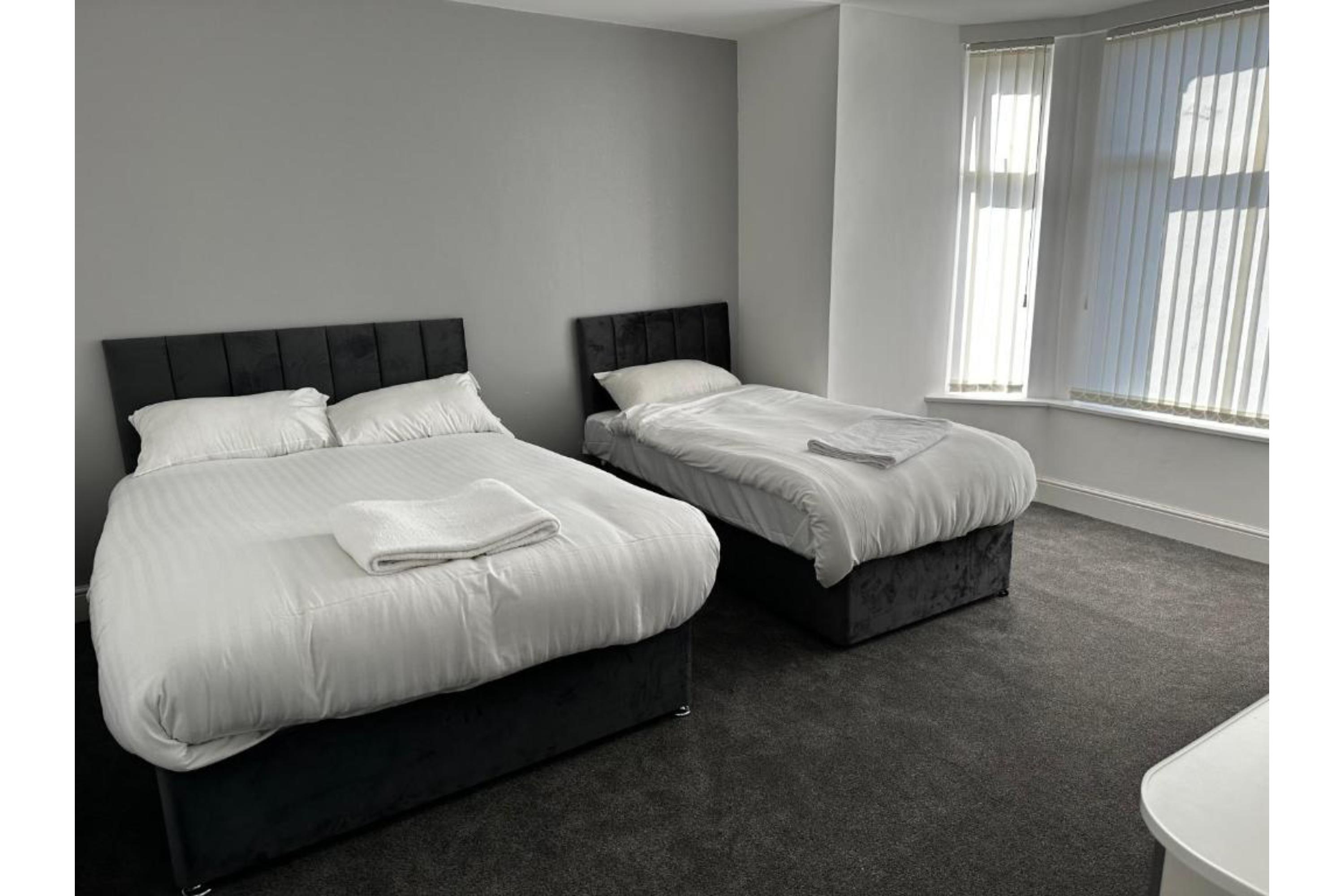 OYO Cheetham Hill Guest House 14/32