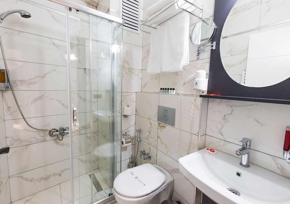 Azra Suite Otel 46/50