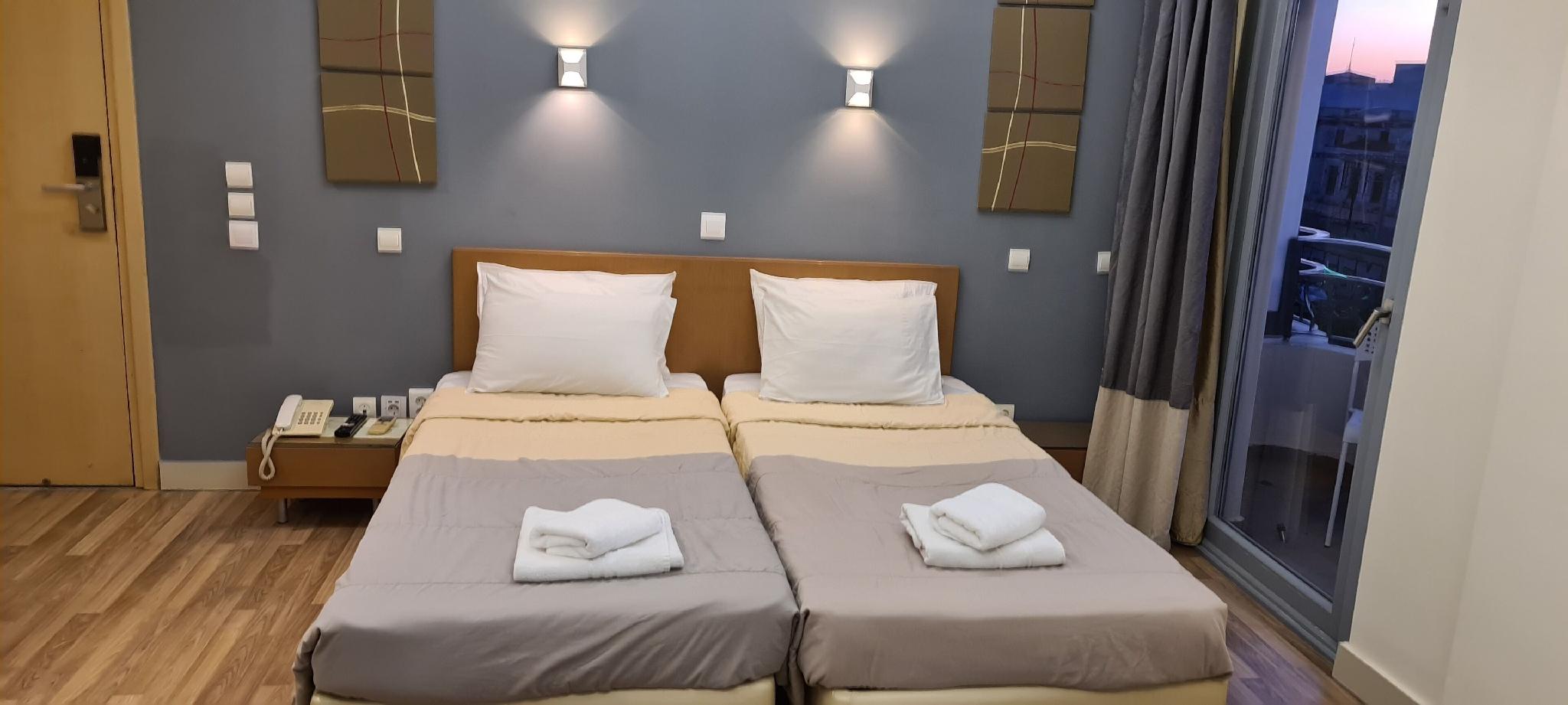 شقة عائلية، Ariston Hotel 2/2