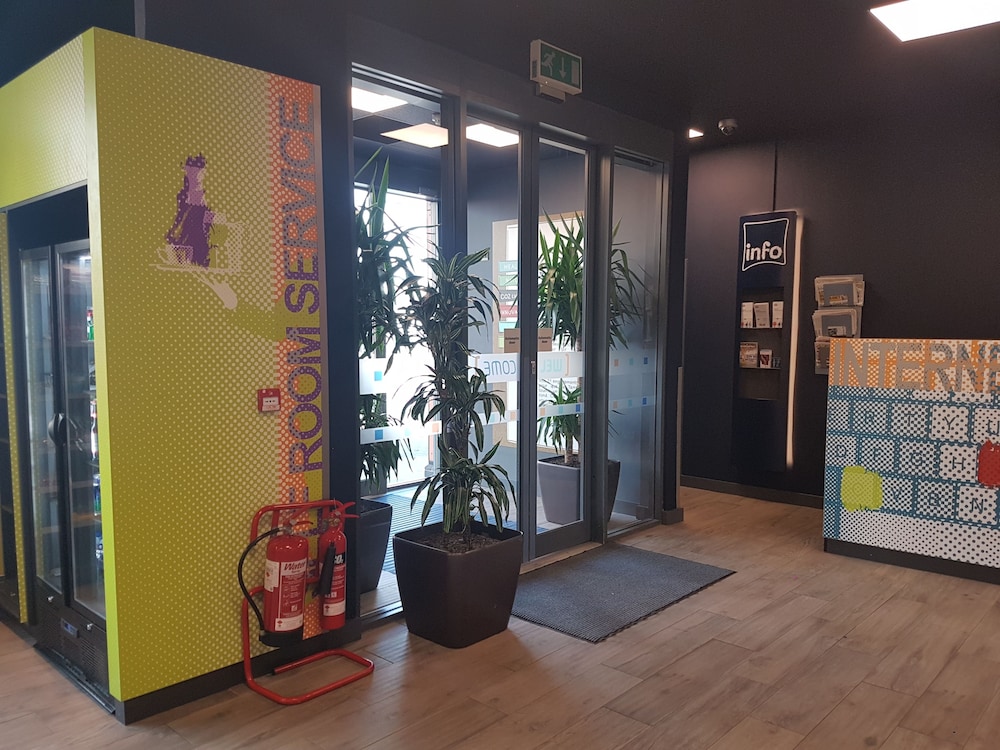 lobby