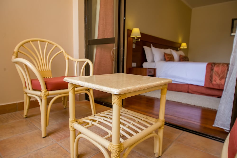 Waridi Paradise Apartment Hotel 65/72