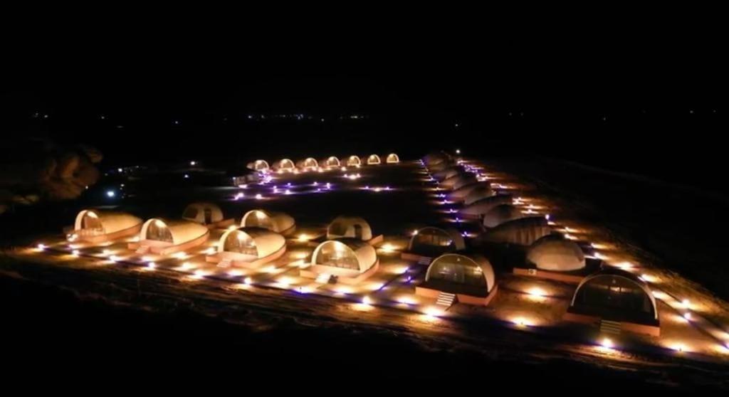 Shell Luxury Camp 1/20