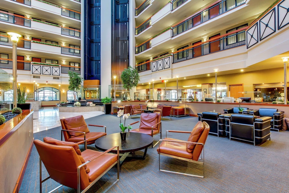 Embassy Suites Louisville East 59/73
