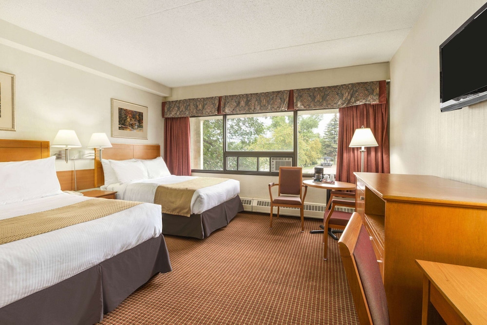Travelodge by Wyndham Edmonton East 5/29