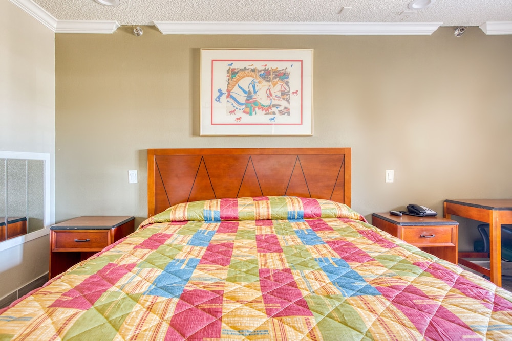 Heritage Inn And Suites 47/58