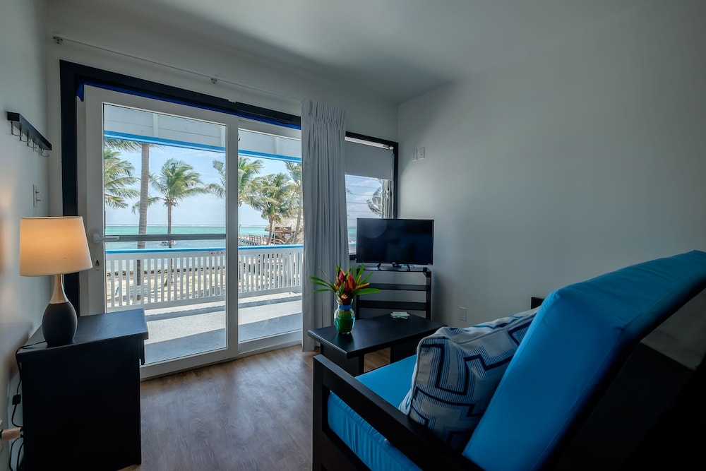 Aquavista Beachfront Suites 11/29