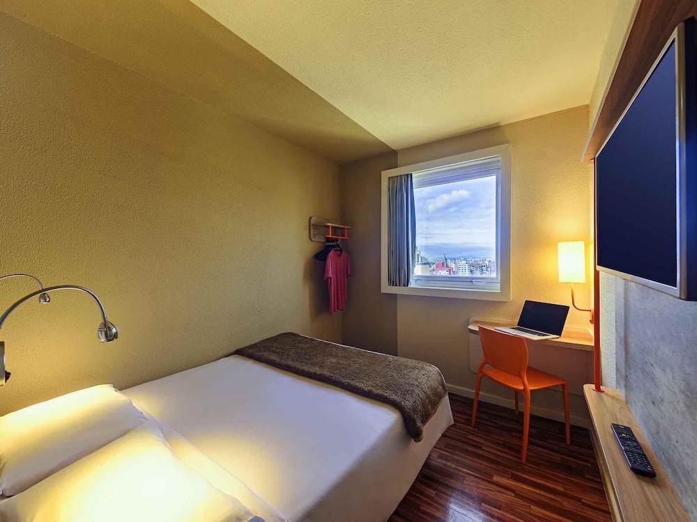 Ibis Budget SP Centro Sao Joao 27/75