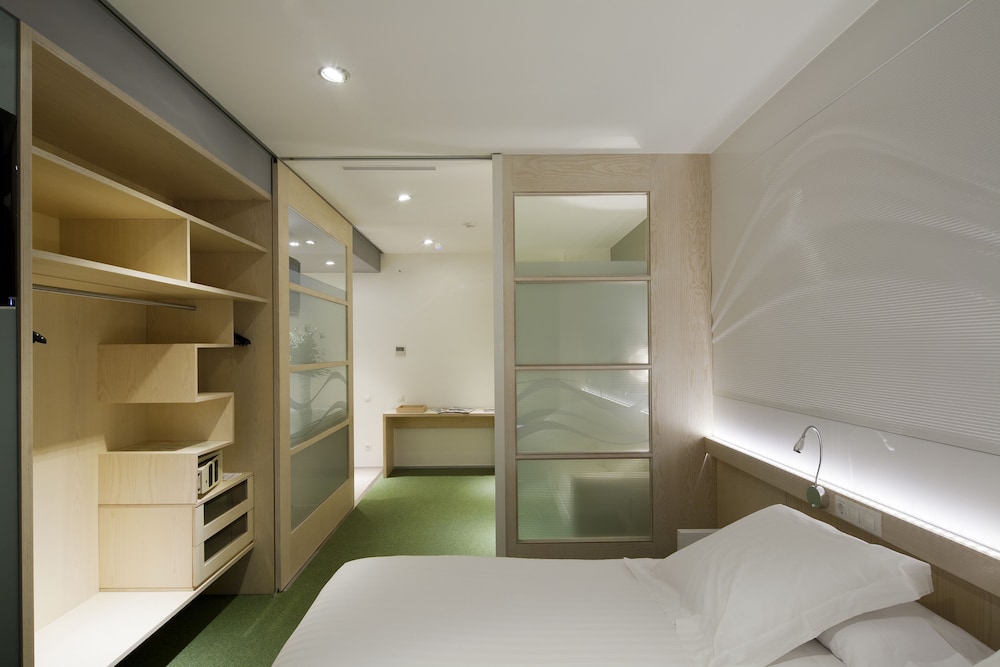 Ako Suite Hotel 9/37