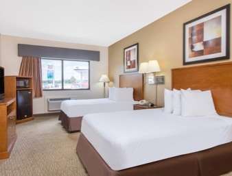 Days Inn By Wyndham Phenix City Near Fort Benning 8/16