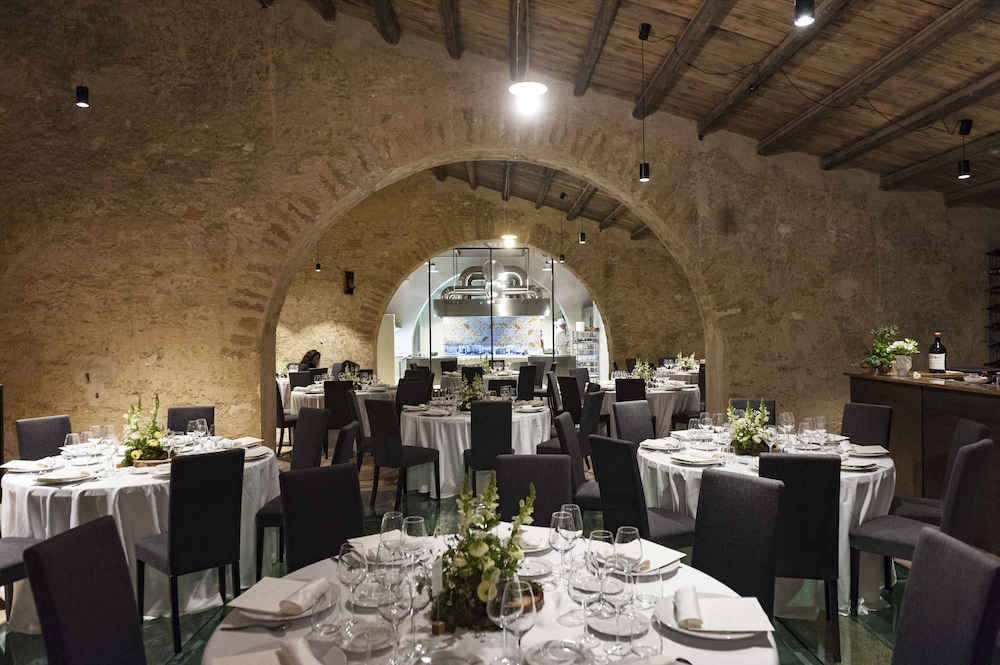 Wine Relais Feudi del Pisciotto 30/50