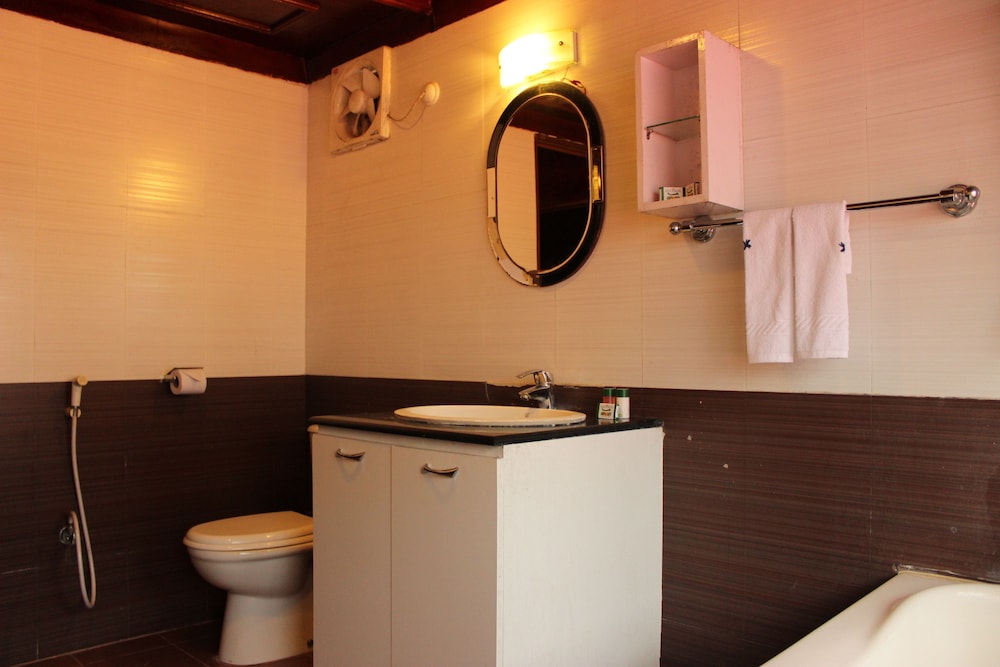Black Beach Resort 30/32