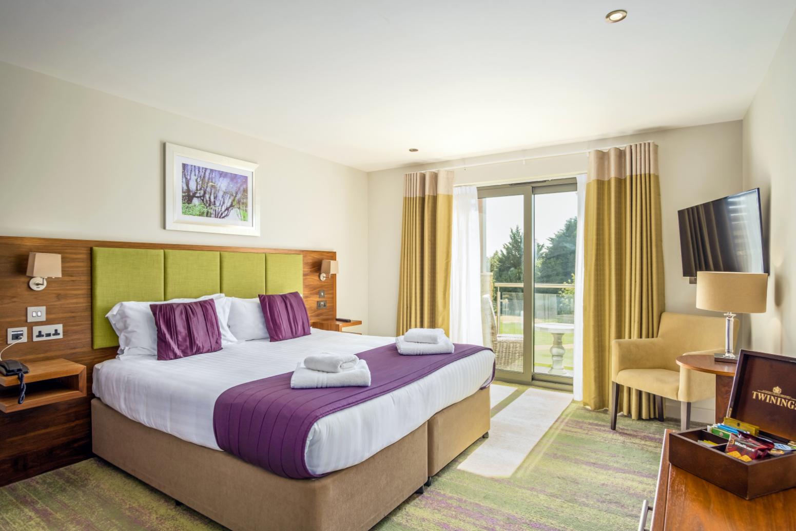 Junior Suite, 2 King Beds, Golf Course View, Sofa