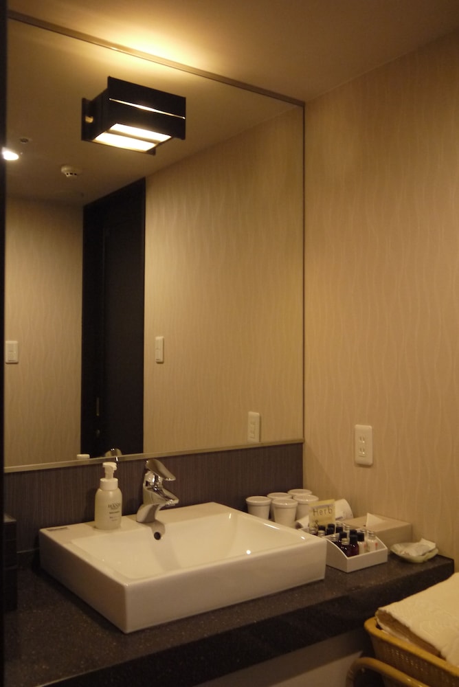 Grand Mercure Lake Biwa Resort & Spa 48/49
