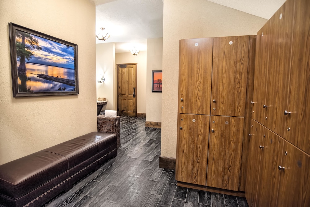Big Cypress Lodge 22/50