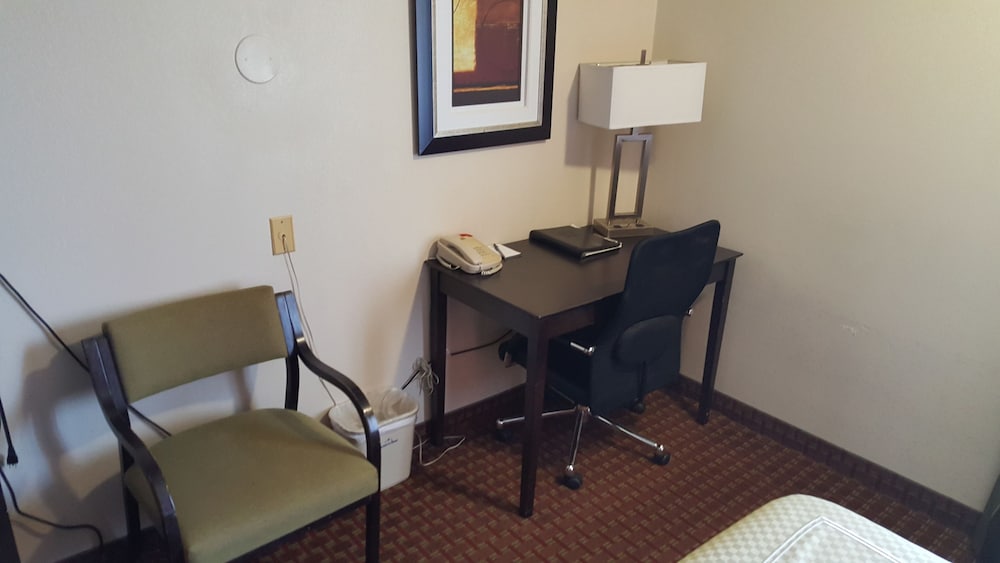 Americinn By Wyndham Johnston Des Moines 37/41
