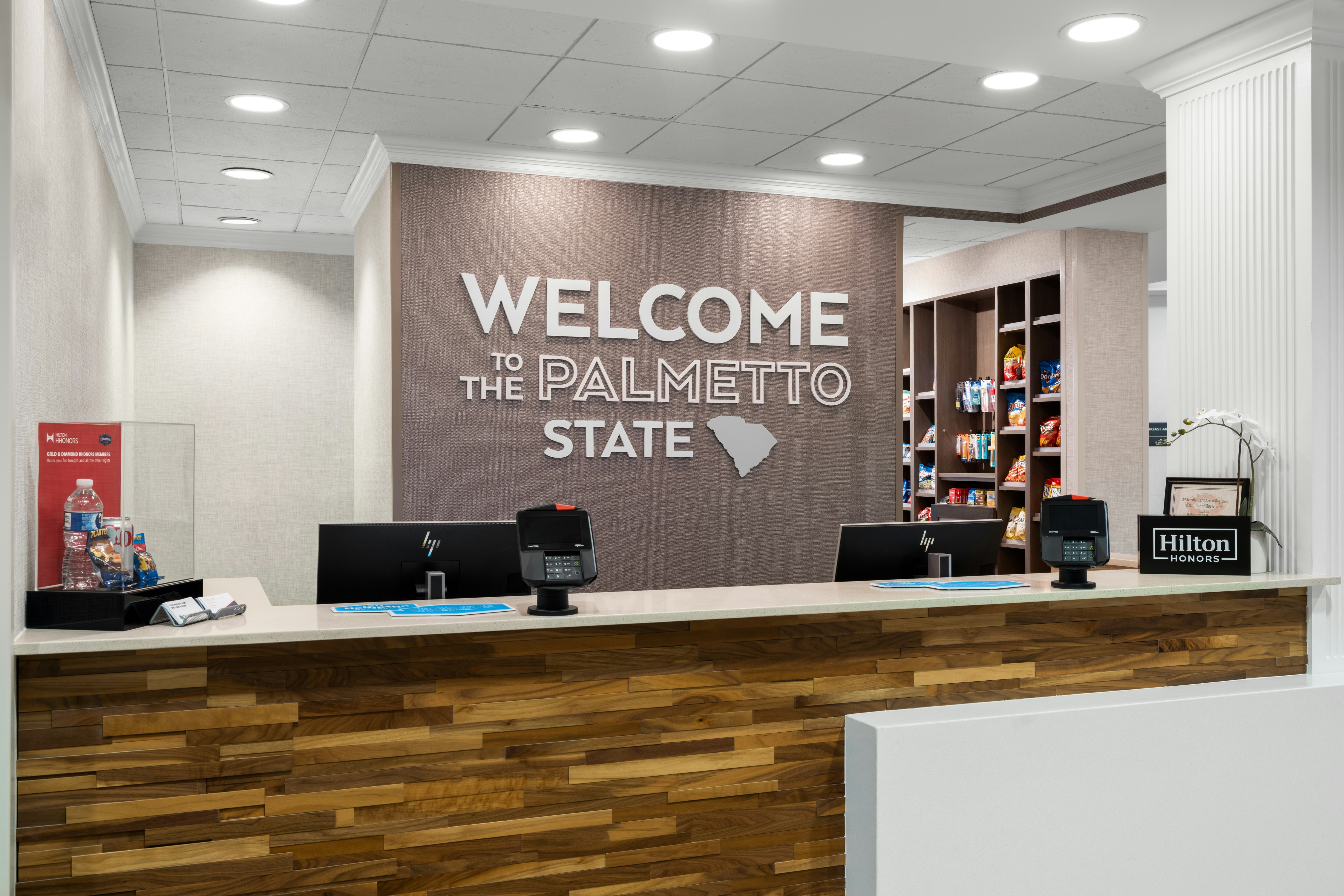 Hampton Inn Charleston North 2/8