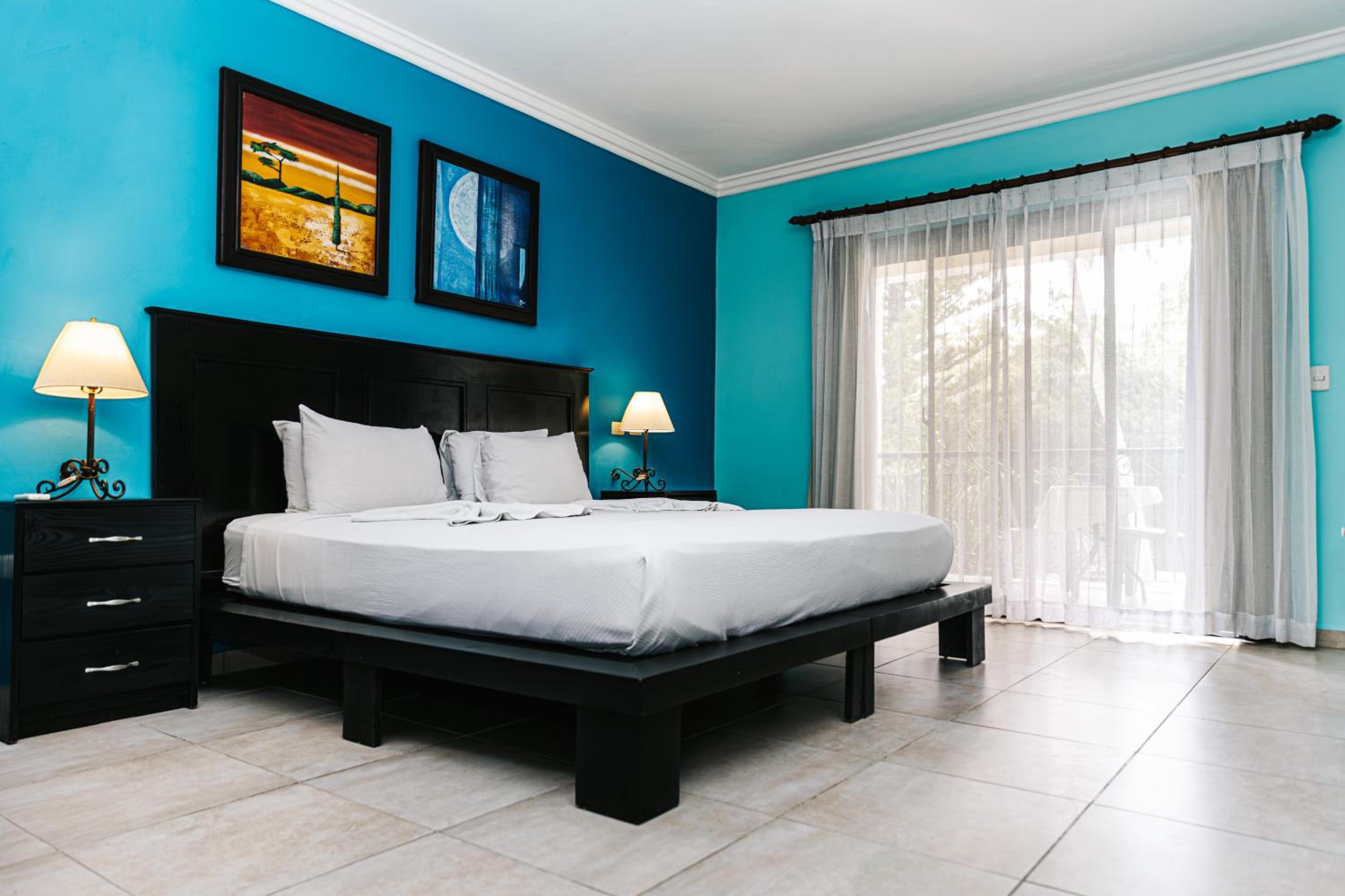The MT Hotel Plaza Brisas 6/23