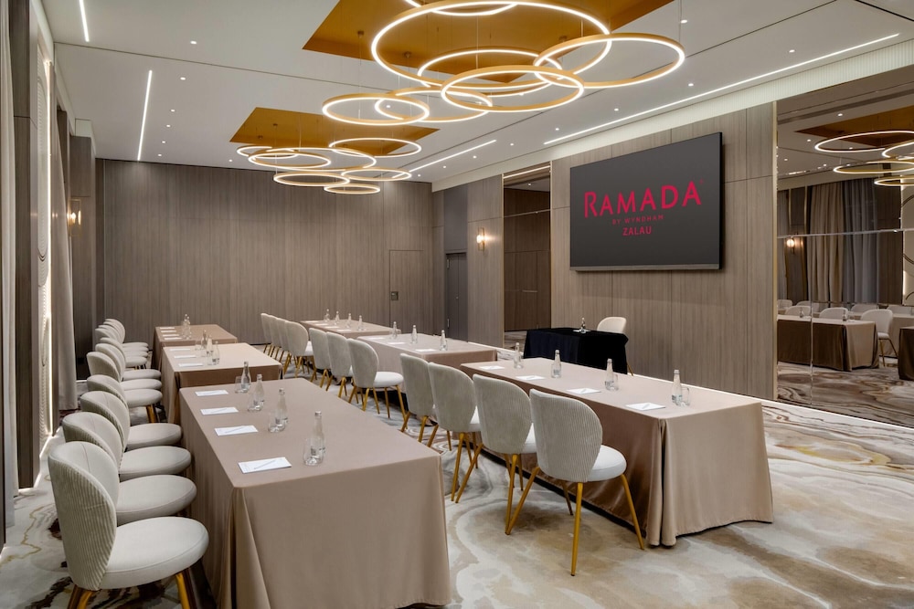 Ramada by Wyndham Zalau 51/57