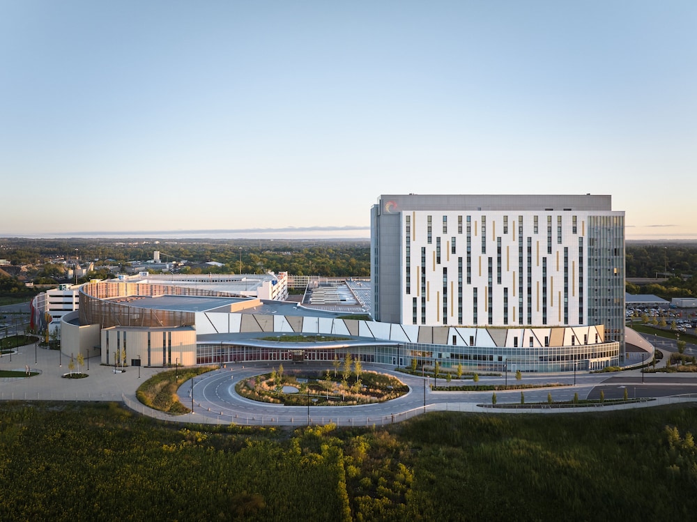 Pickering Casino Resort Hotel in PICKERING - ON