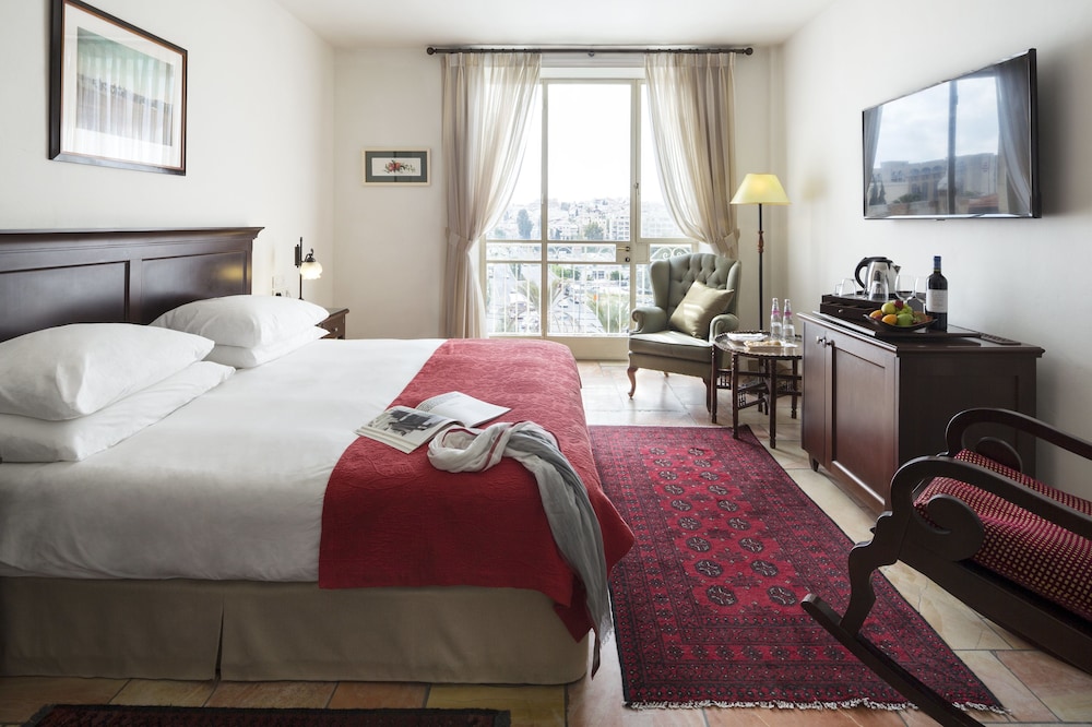 STANDARD, DOUBLE OR TWIN BED