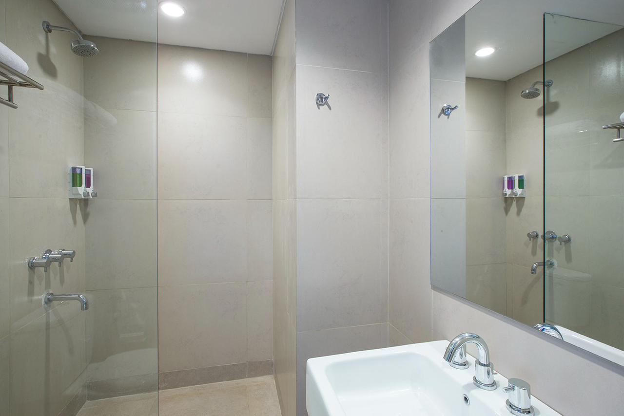 Smart, Queen Bed، Amaris Hotel Setiabudi 3/3
