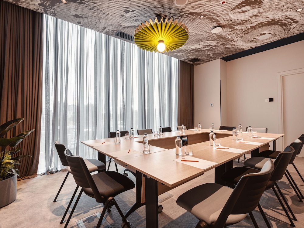 Ibis Tbilisi City 61/68