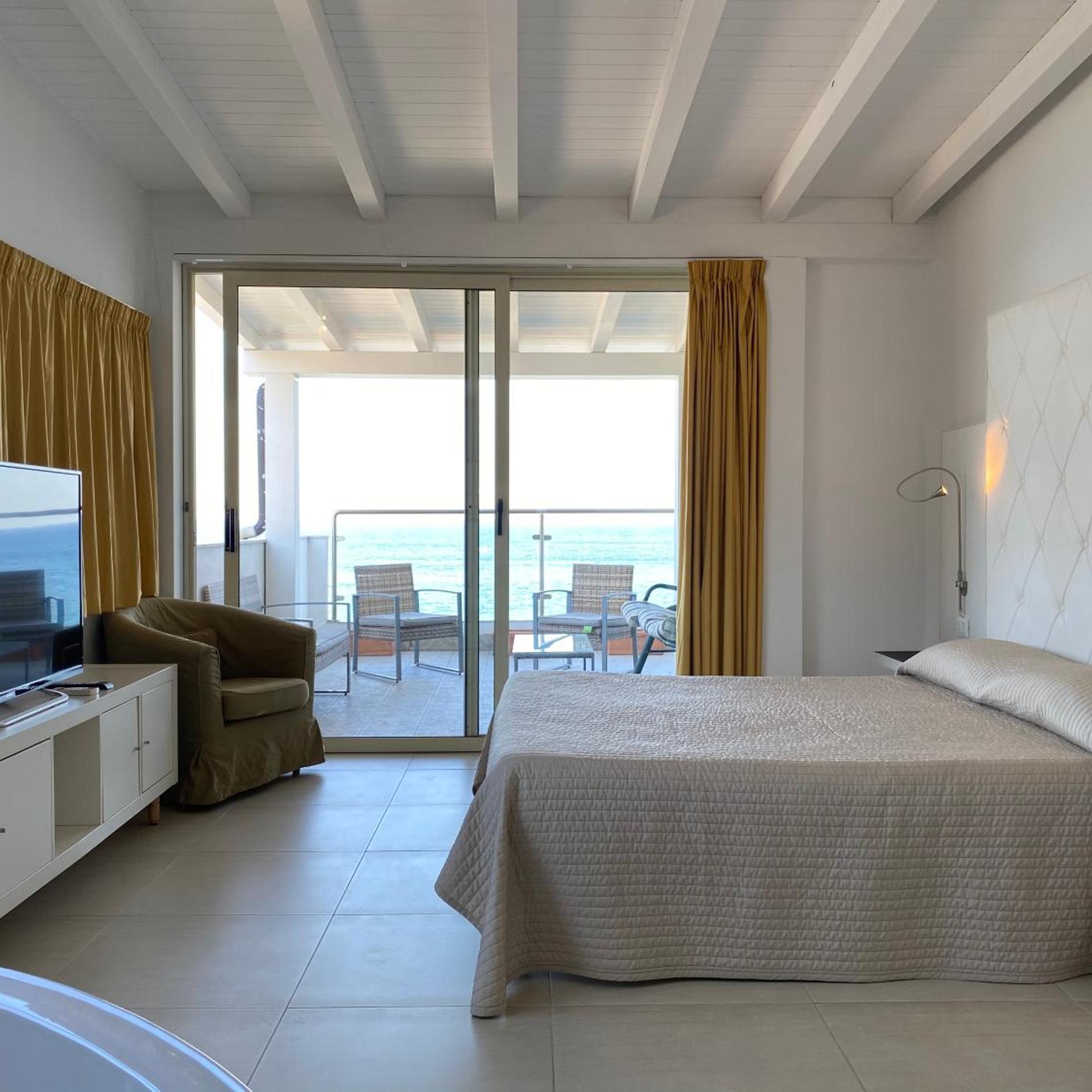 ApartHotel Tysandros 16/50