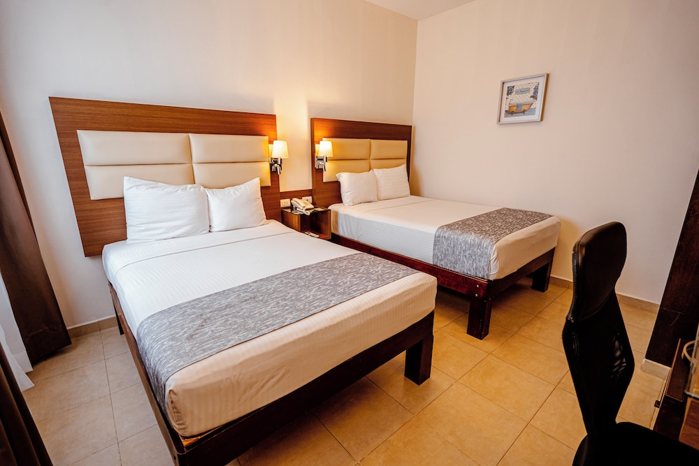 Hotel San Miguel 9/50