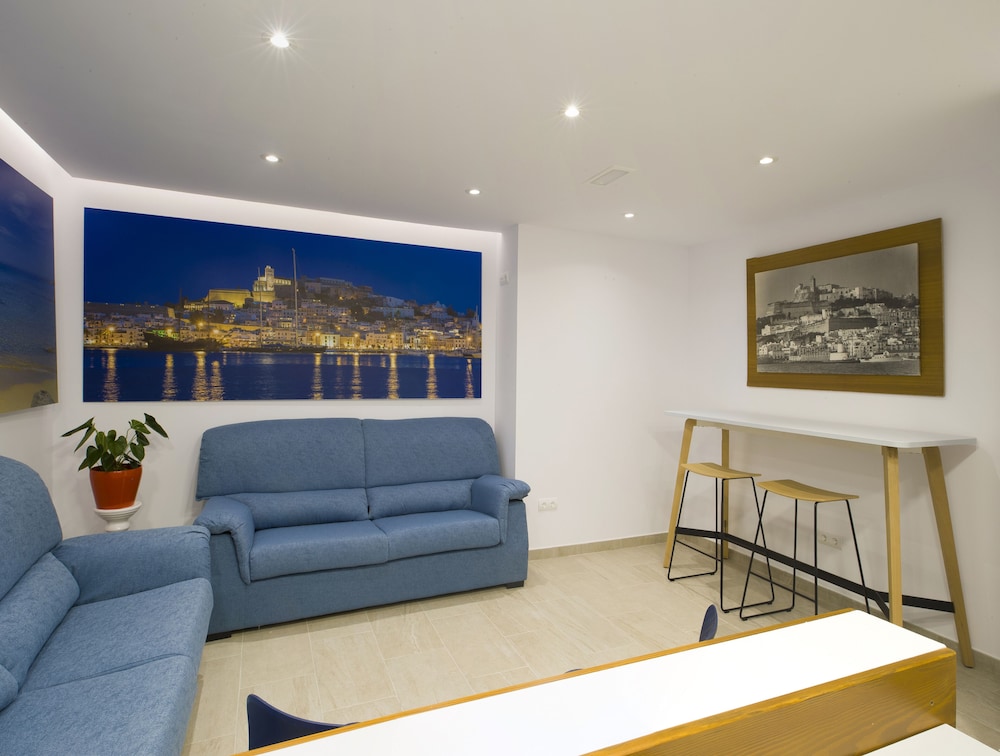 Hostal Costa Blanca 22/32