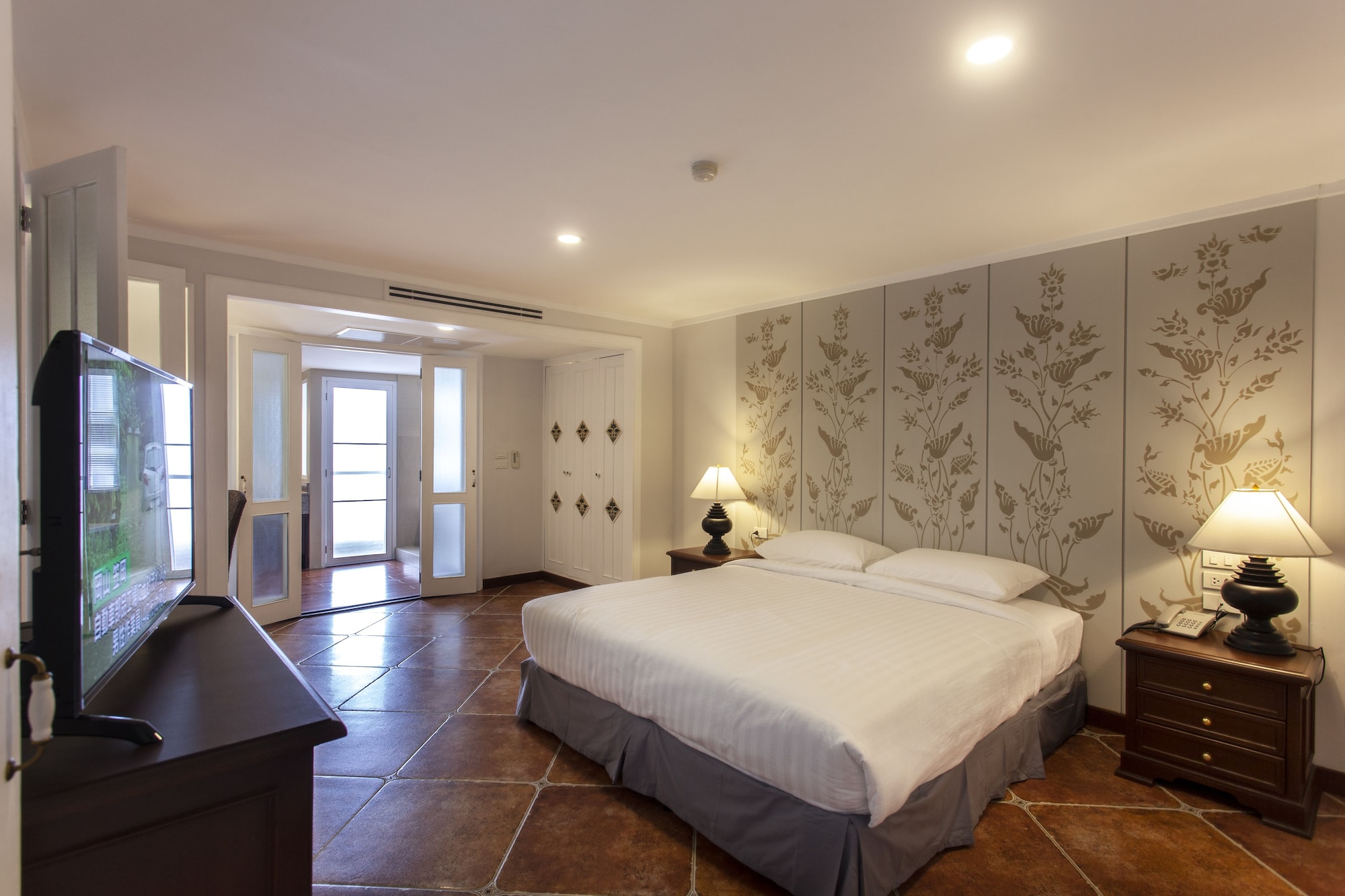 LOTUS, SUITE, DOUBLE BED