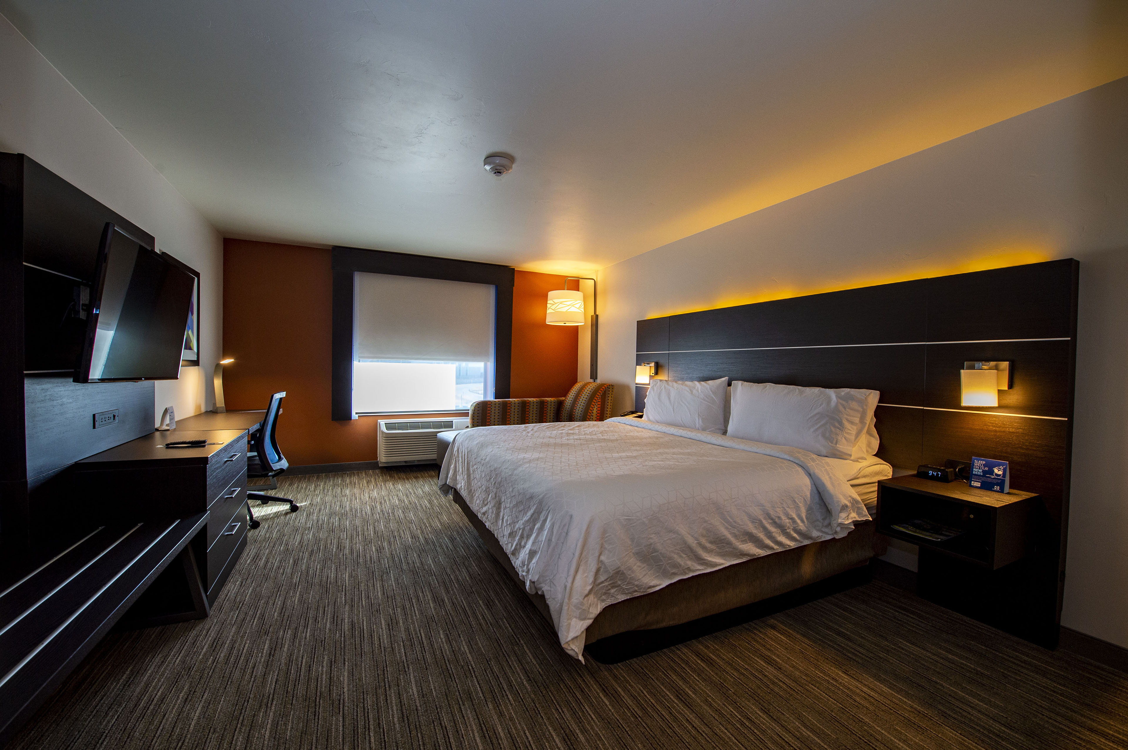 Holiday Inn Express Suites Colorado Springs Afa Northgate 21/56