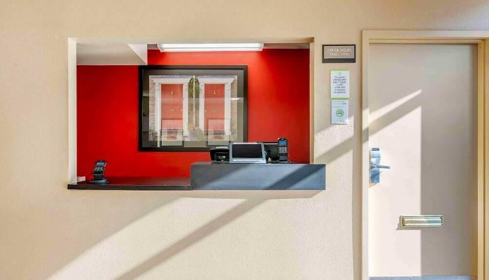 Studio 6 Extended stay Florence, KY - Meijer Dr./Cincinnati 38/65