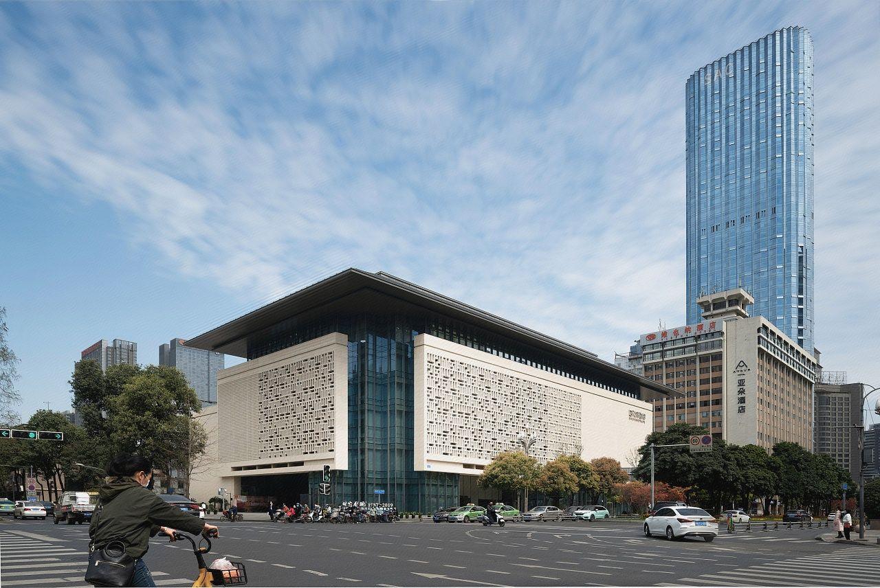Vienna Hotel (Chengdu Chunxi Road Tianfu Square Metro Station) 27/33