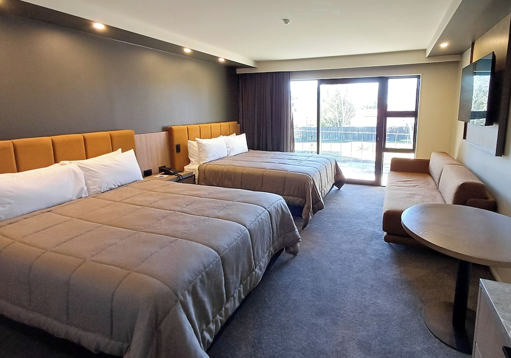 Distinction Mackenzie Country Hotel Twizel 13/57