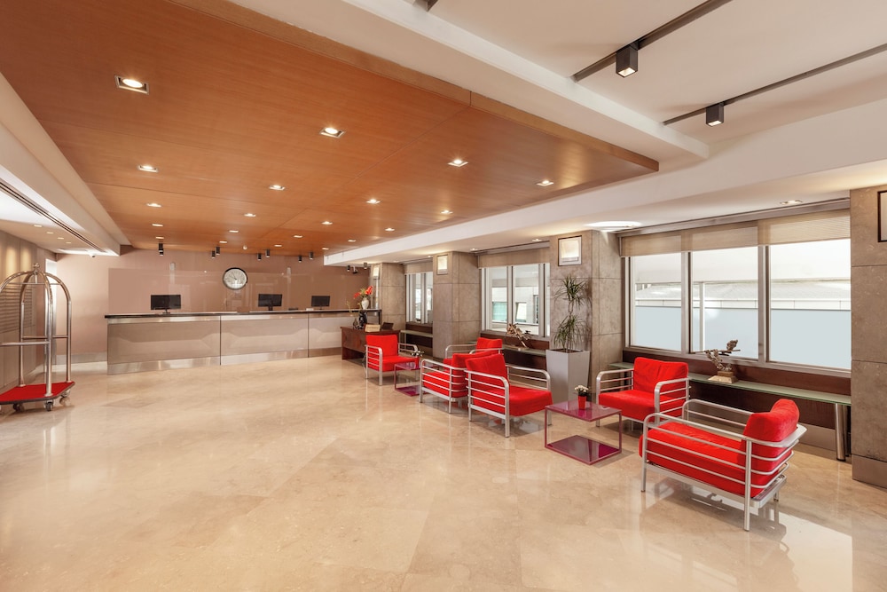 Nippon Hotel 41/55