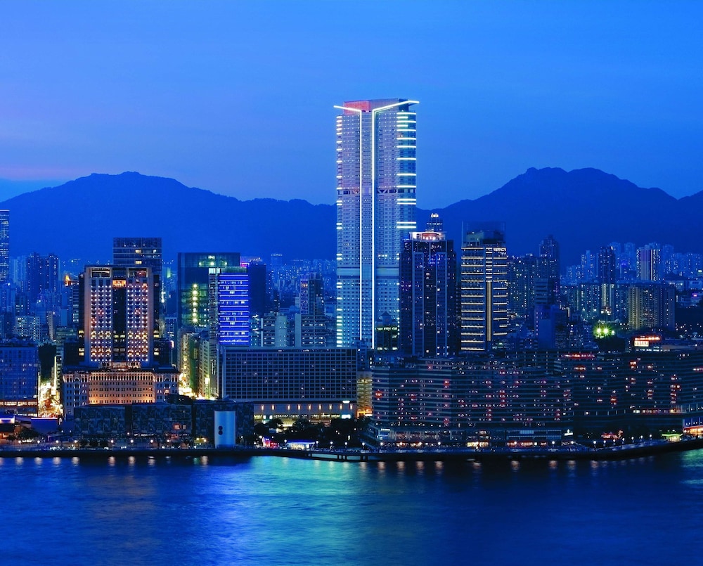HYATT REGENCY HONG KONG TSIM SHA TSUI 52/55