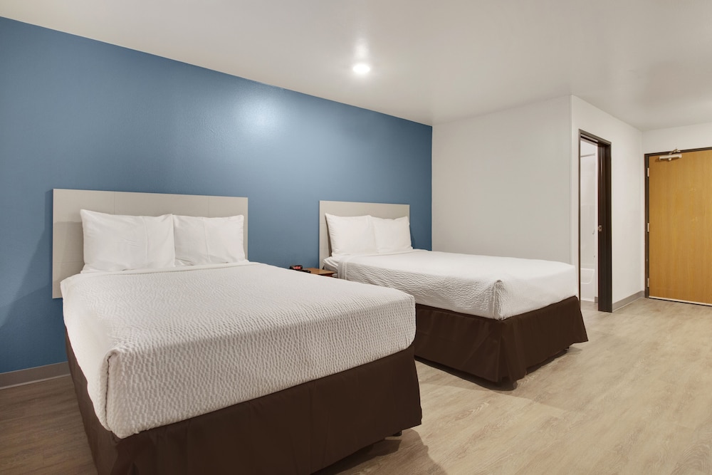 WoodSpring Suites Houston Willowbrook 25/46