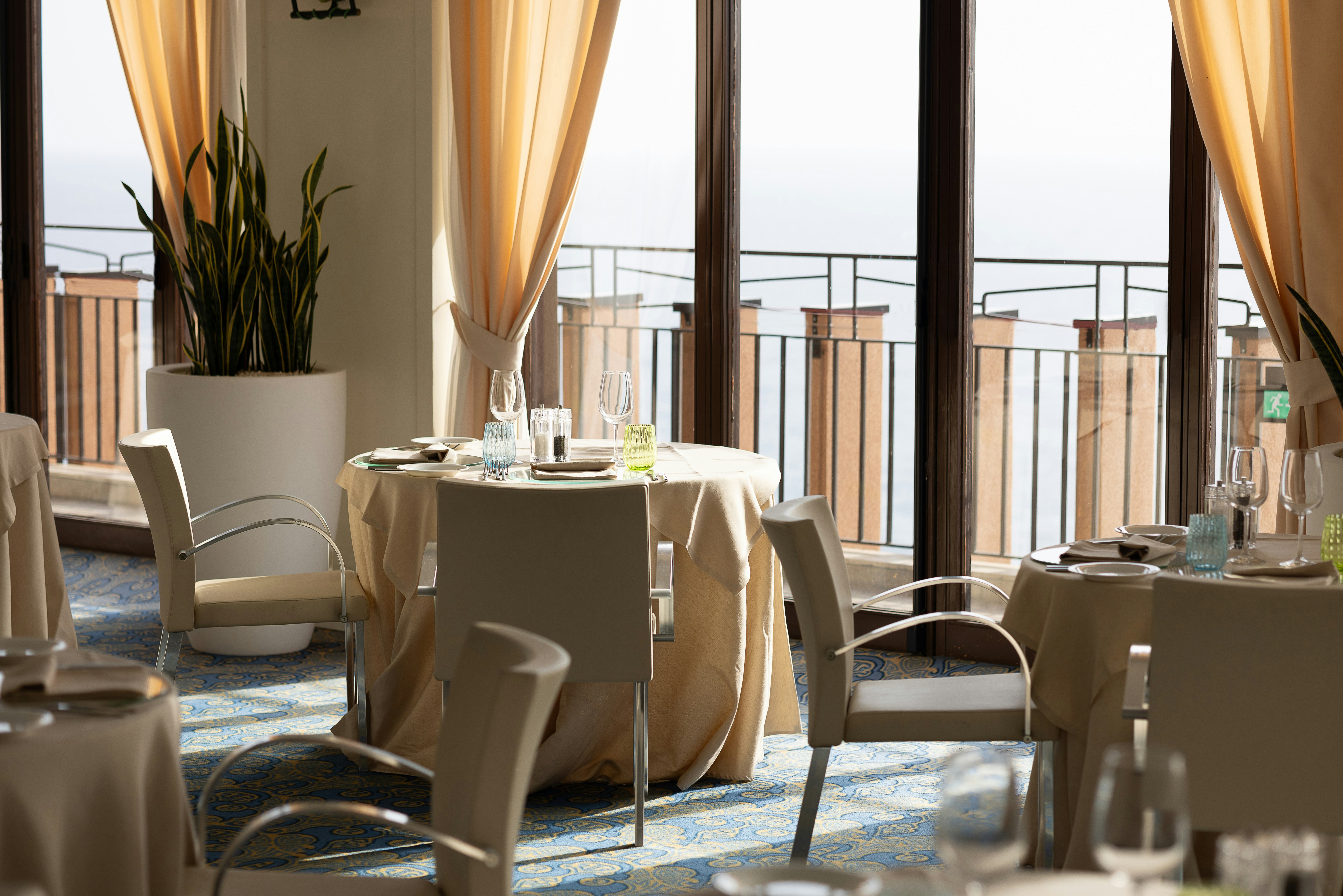 UNAHOTELS Capotaormina 68/81
