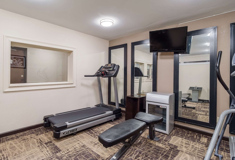 Quality Inn & Suites Augusta Fort Gordon Area 20/44