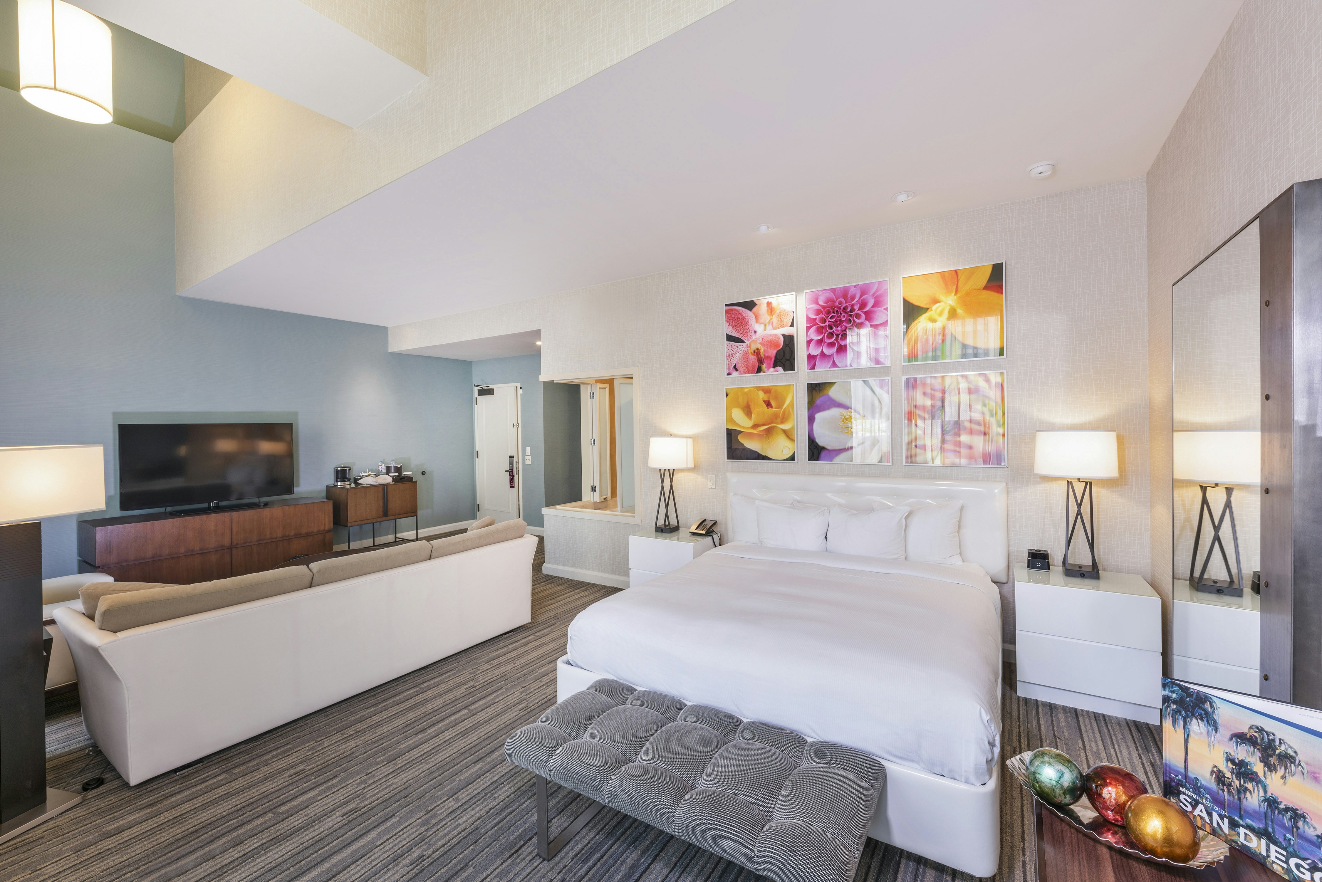 Hilton San Diego Gaslamp Quarter Hotel 46/76