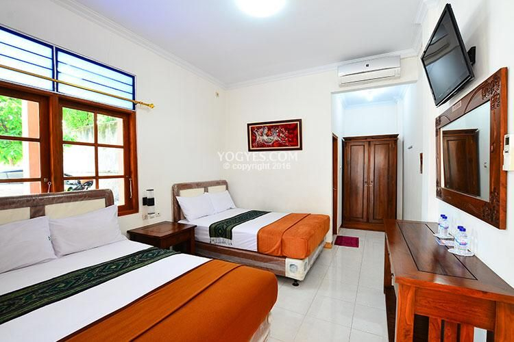 Hotel Bukit Uhud Yogyakarta 4/11
