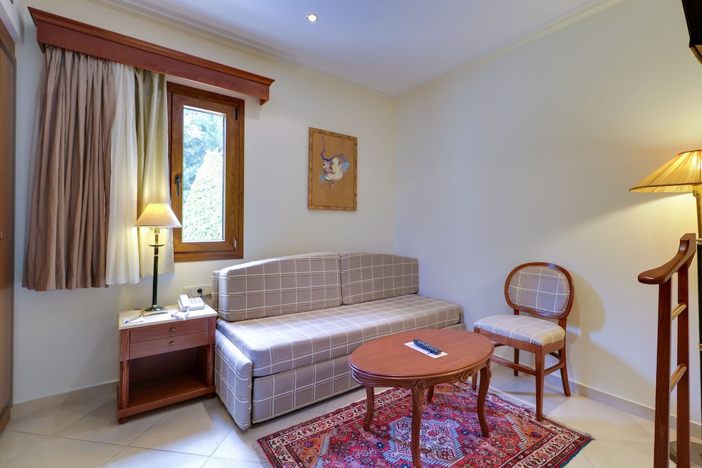 Aegean Melathron Thalasso Spa Hotel 53/81