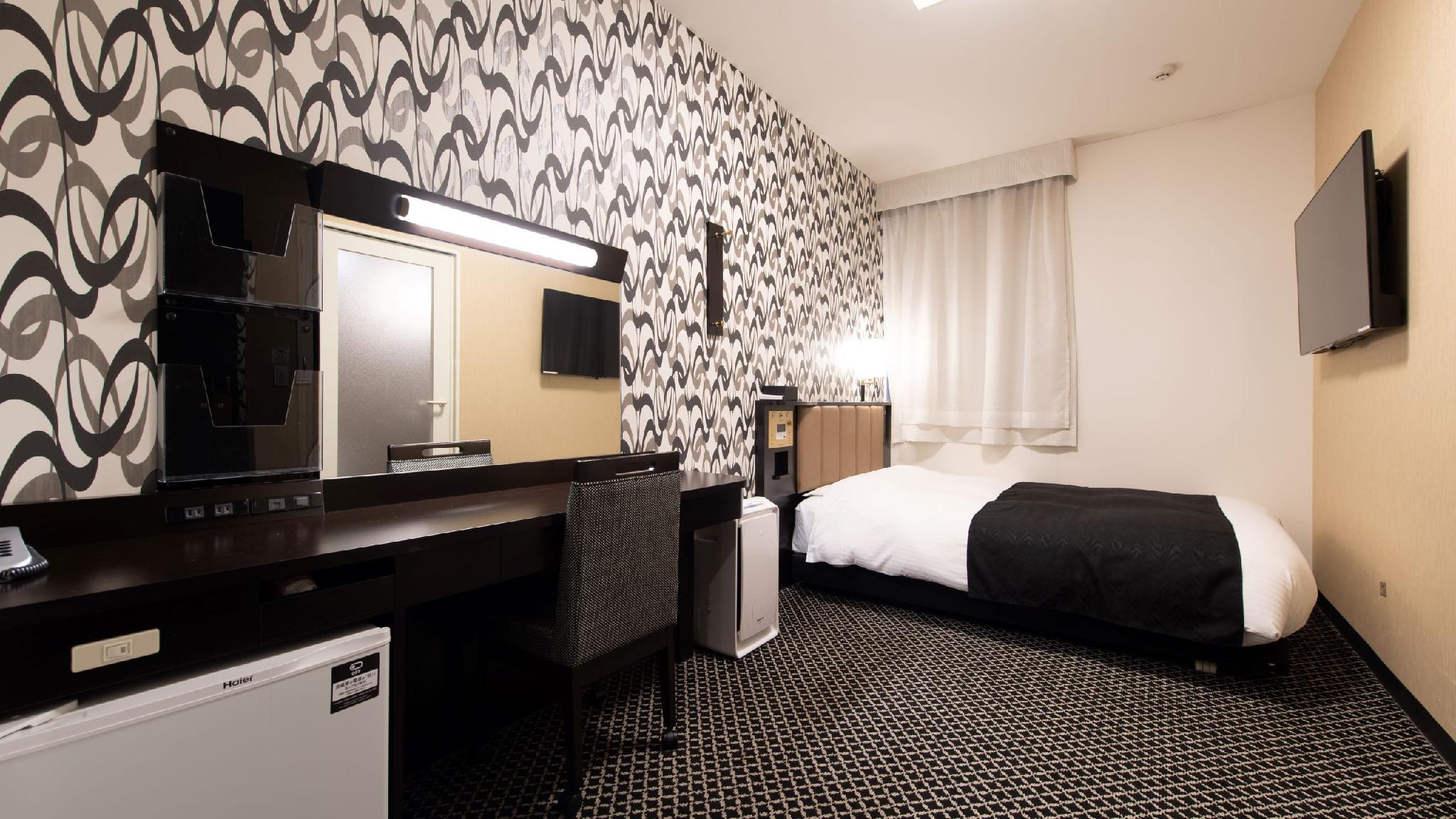Deluxe, Suite, Double Bed